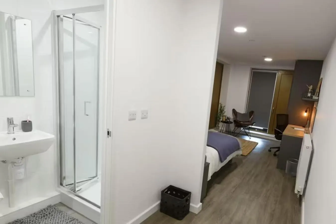 Stunning Deluxe Studio And Ensuites At The Valentine In London Ilford Apartment
